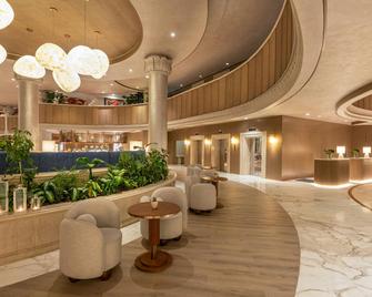 Sheraton Jumeirah Beach Resort - Dubai - Lobby