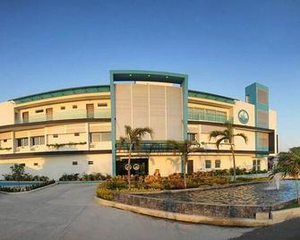 Hotel Campestre El Cisne - Maizal - Edificio