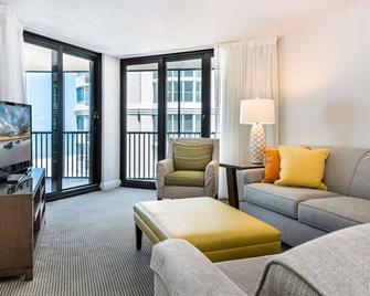 Pointe Estero Resort - Fort Myers Beach - Living room