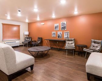 Woodspring Suites Lafayette - Lafayette - Lounge