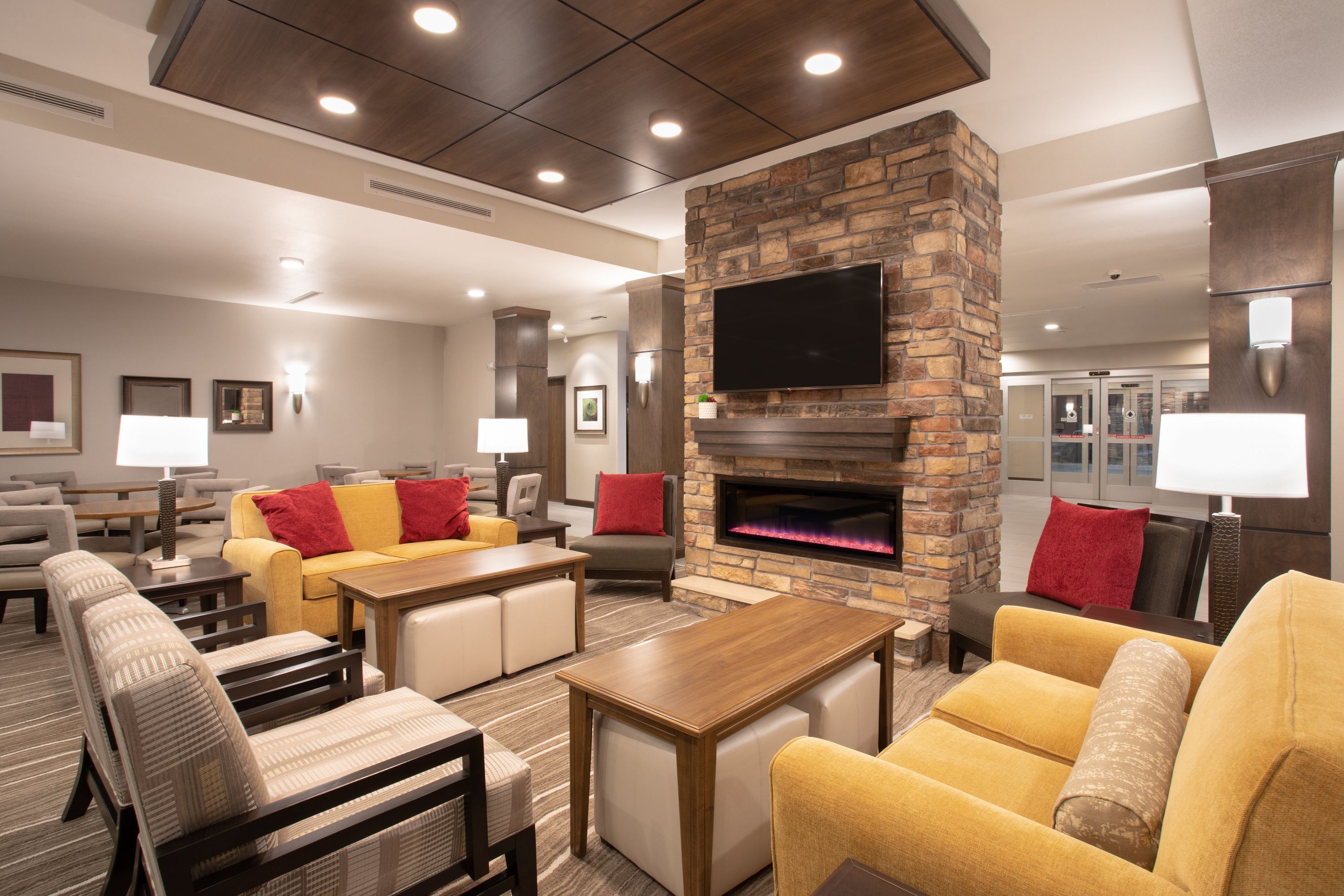 Staybridge Suites Rapid City - Rushmore By IHG - ראפיד סיטי - טרקלין