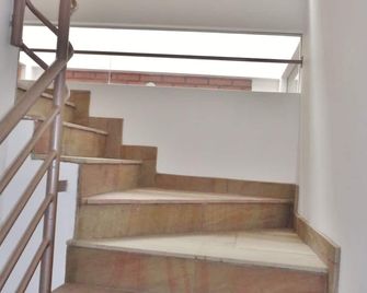 Hostal Silpay - Tacna - Escaleras