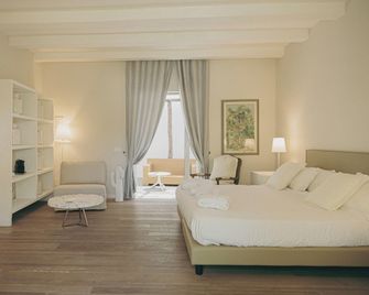 Relais Corte Degli Aragonesi - איסקיה