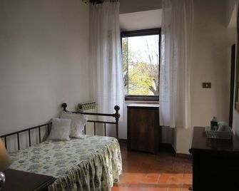 Le Pietre Antiche - Castiglione d'Orcia - Camera da letto