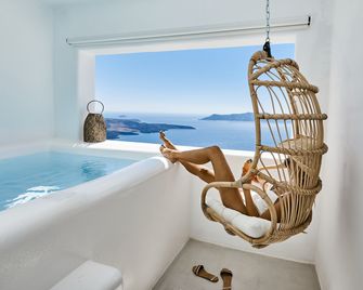 You And Me Suites - Firostefani