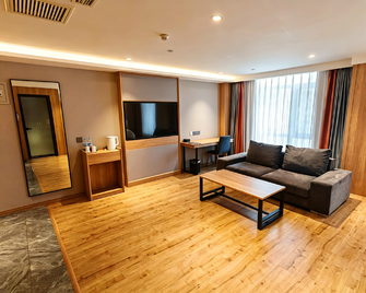 Greentree Inn Zibo Zichuan District Flyover Business Hotel - Zibo - Спальня