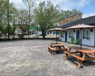 Motel Giffard - Quebec - Patio