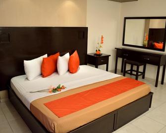Hotel Elizabeth Ciudad Deportiva - Aguascalientes - Bedroom