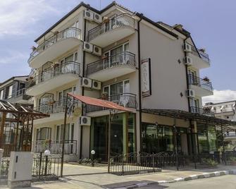 Hotel Radina - Ravda - Budova