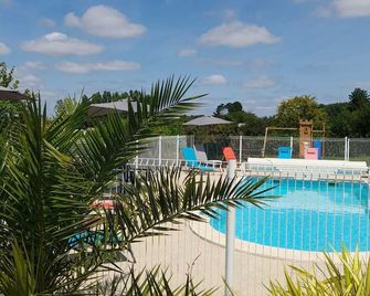 Charming rural gite set in its own garden in the beautiful Vendee - Saint-Valérien - Piscine