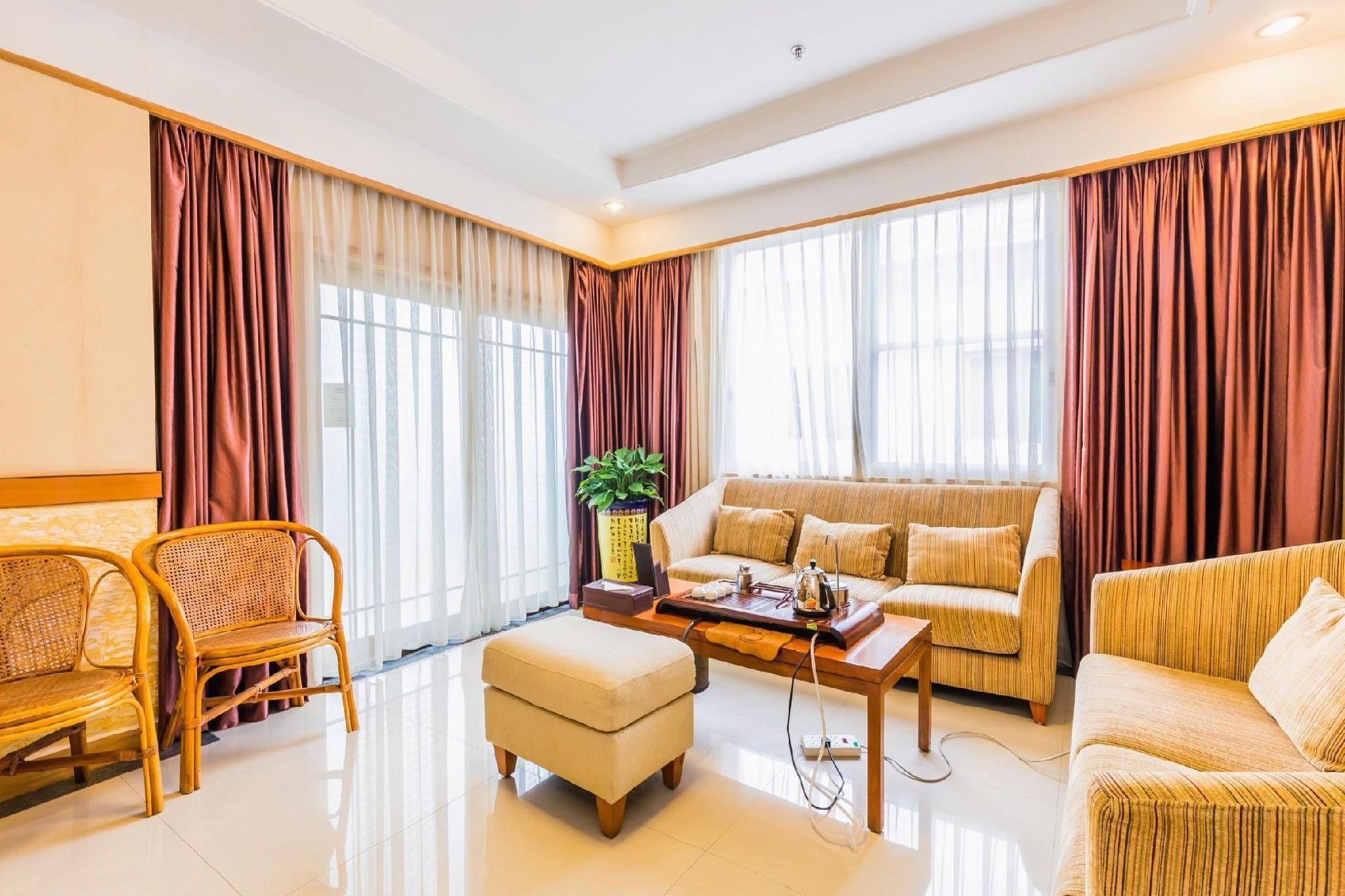 Zuiranju Holiday Hotel - Zhaoqing - Living room