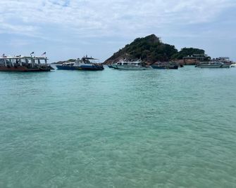 Melor Redang Guest Room - Pulau Redang