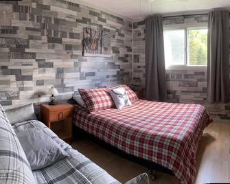 Genesis Spa And Foyer - Notre-Dame-des-Bois - Habitación