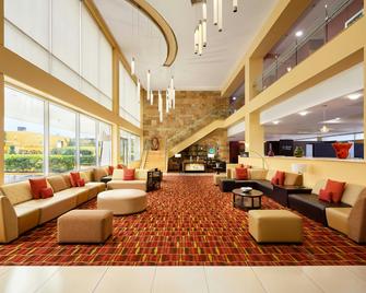 Courtyard by Marriott Leon at The Poliforum - לאון - לובי