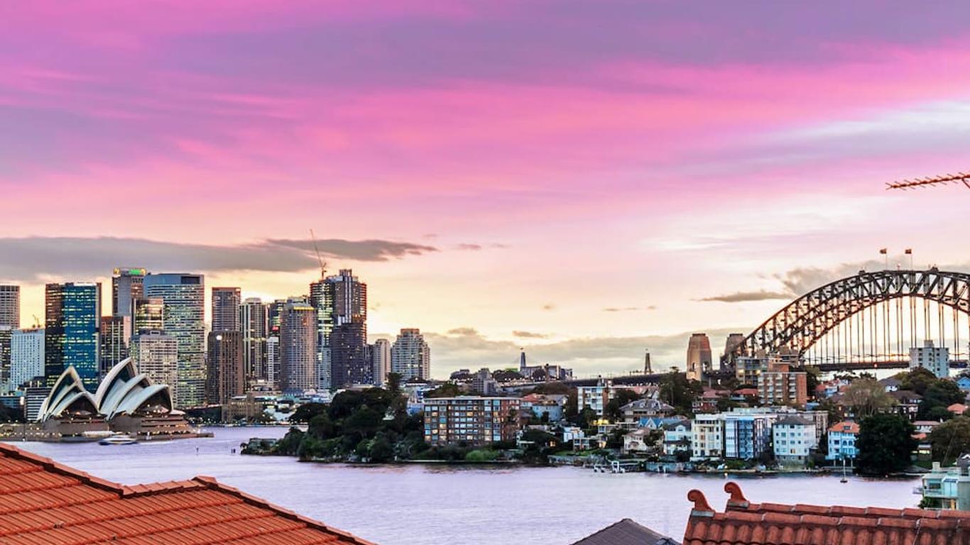 Cremorne Point Manor