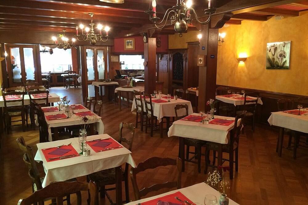 Aux Deux Clefs - Sommerau - Restaurant