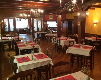 Aux Deux Clefs - Sommerau - Restaurant