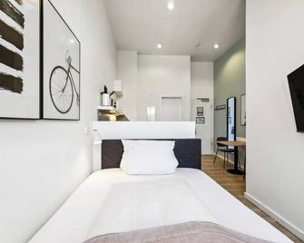 Limehome Bamberg Maximiliansplatz - Bamberg - Bedroom