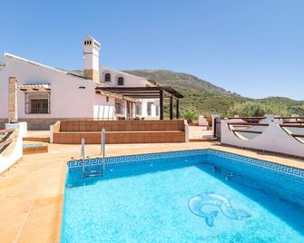 Stunning Home In Periana - Periana - Piscina