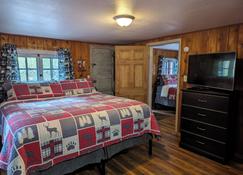 Ponderosa Pines Inn And Cabins - Lead - Makuuhuone