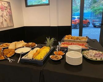 Calamar Hotel - Sao Vicente - Buffet