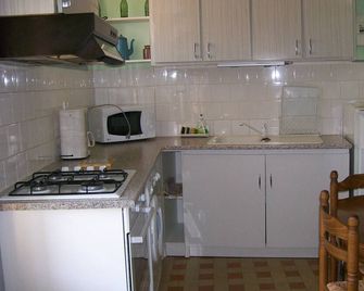 independent house VALS les BAINS located in a quiet area. - Валь-ле-Бен - Кухня