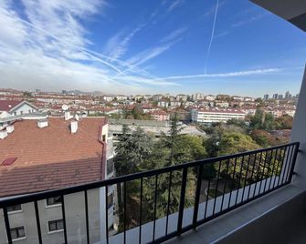 Esta123 Apart - Ankara - Balcon