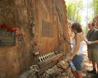 Home Phutoey River Kwai Hotspring & Nature Resort - Ban Kaeng Raboet