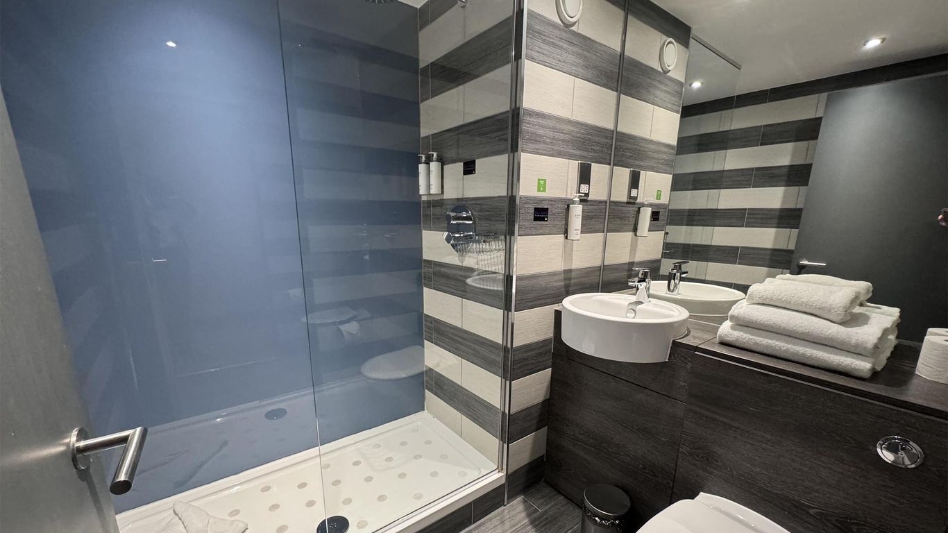 Village Hotel Aberdeen