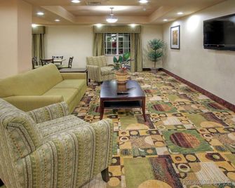 Spark by Hilton Pecos - Pecos - Lobby