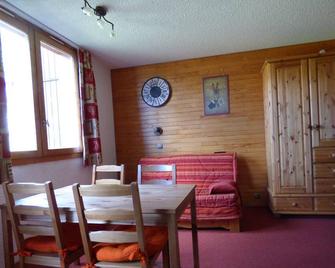 Very nice studio beautiful Plagne 2050 m in the heart of the slopes - La Plagne-Tarentaise - Dining room