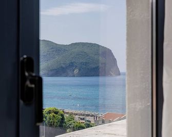 Hotel Aquilo - Petrovac - Balcon