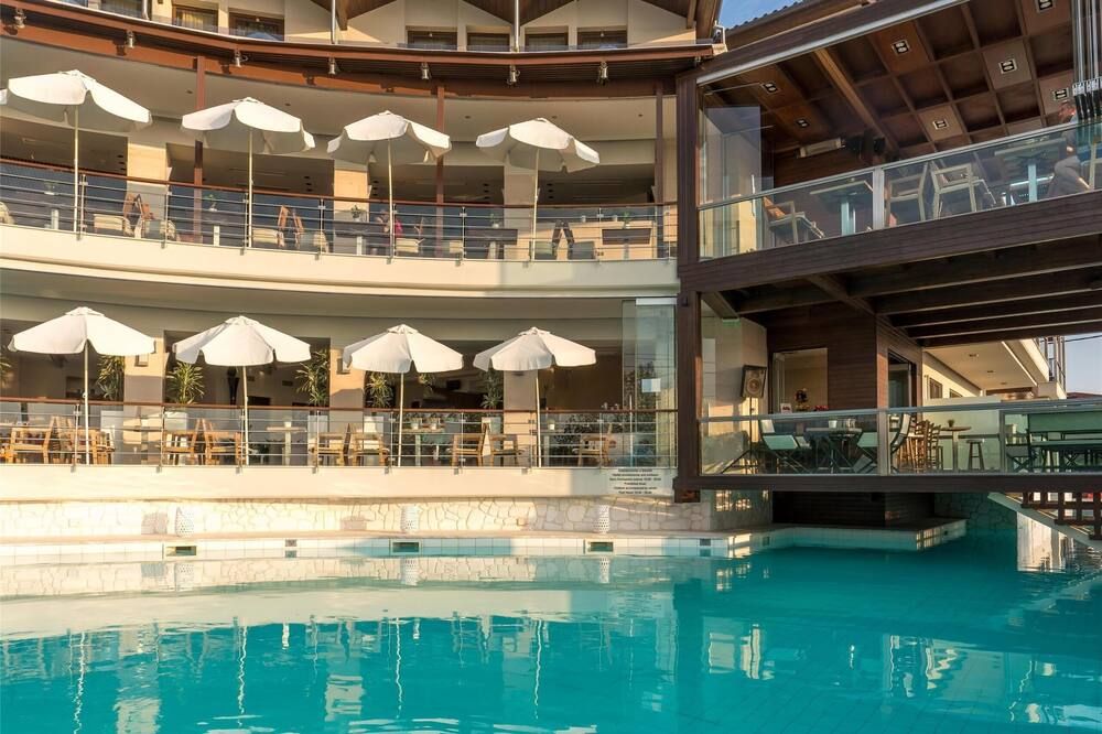 Cosmopolitan Hotel - Kateríni