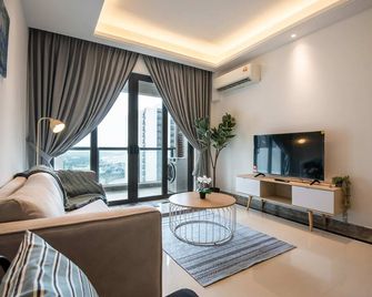 A Cozy 2br R&f Seineregion Near Ciq R&f Mall - Johor Bahru