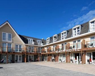 Beach Hotel I Kloeg Collection - זוטלאנד - בניין