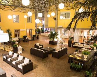 Hotel Villa Traiano - Benevento - Lobby