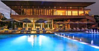 Amorita Resort - Thành phố Panglao - Bể bơi