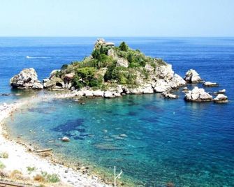 Appartamenti in Tour - Giardini Naxos