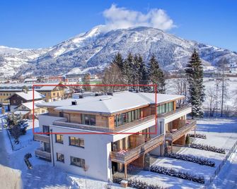 Penthouse Ski & Golf - by Alpen Apartments - Zell am See - Building
