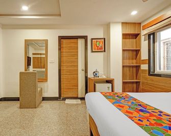 FabHotel Pratibha Grand - near Vijayawada Junction - Vijayawada - Schlafzimmer