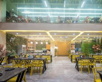 Hotel Pravasa stay ,Shirdi - Shirdi - Restaurant