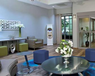Homewood Suites by Hilton Ft. Lauderdale Airport-Cruise Port - Dania Beach - Σαλόνι