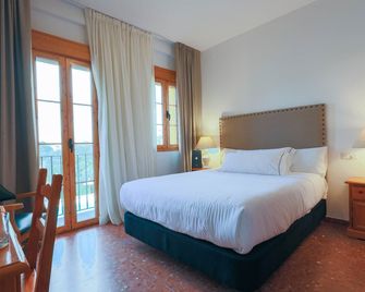 Hotel Tugasa El Almendral - Setenil de las Bodegas - Chambre