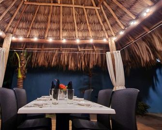 Maya Beach Hotel - Placencia - Restaurante