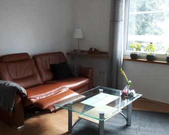 Ferienwohnung Margot in VS - Villingen-Schwenningen - Wohnzimmer