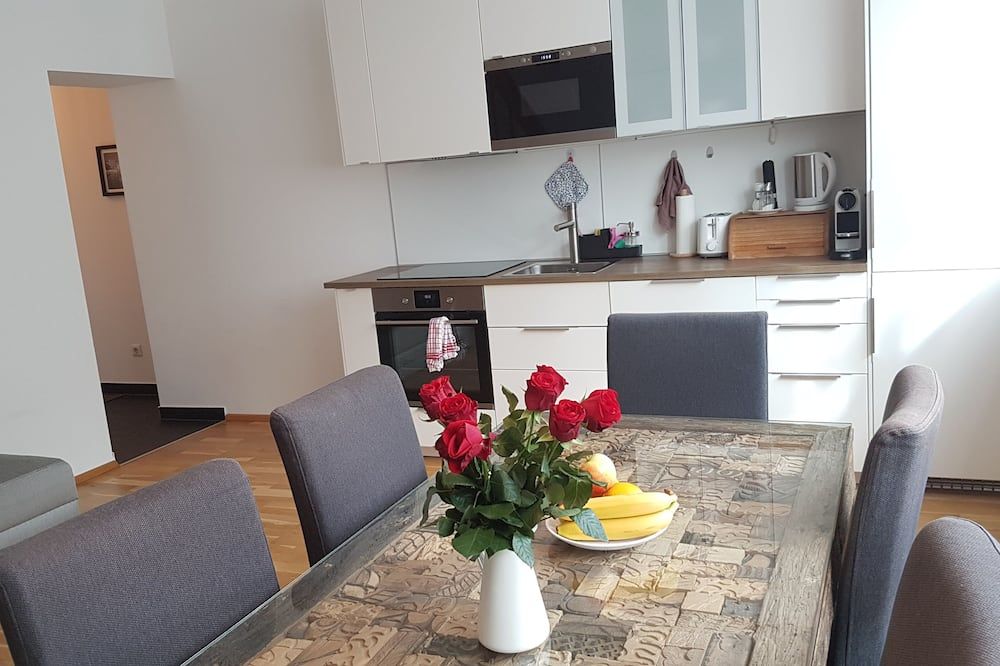 Moderne Maisonette mit Terrasse - וינה - מטבח