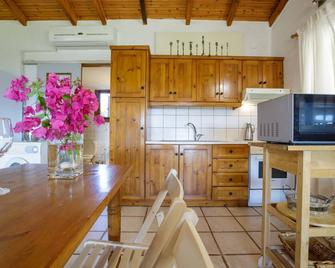 Villa Thalassa Sea View - Kastro - Kitchen