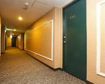 Banciaoking Hotel - Banqiao District - Hallway