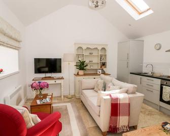 The Apple Barn - Daventry - Living room