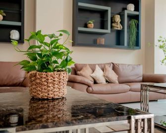 Megal Suites Hotel - Ciudad del Este - Living room